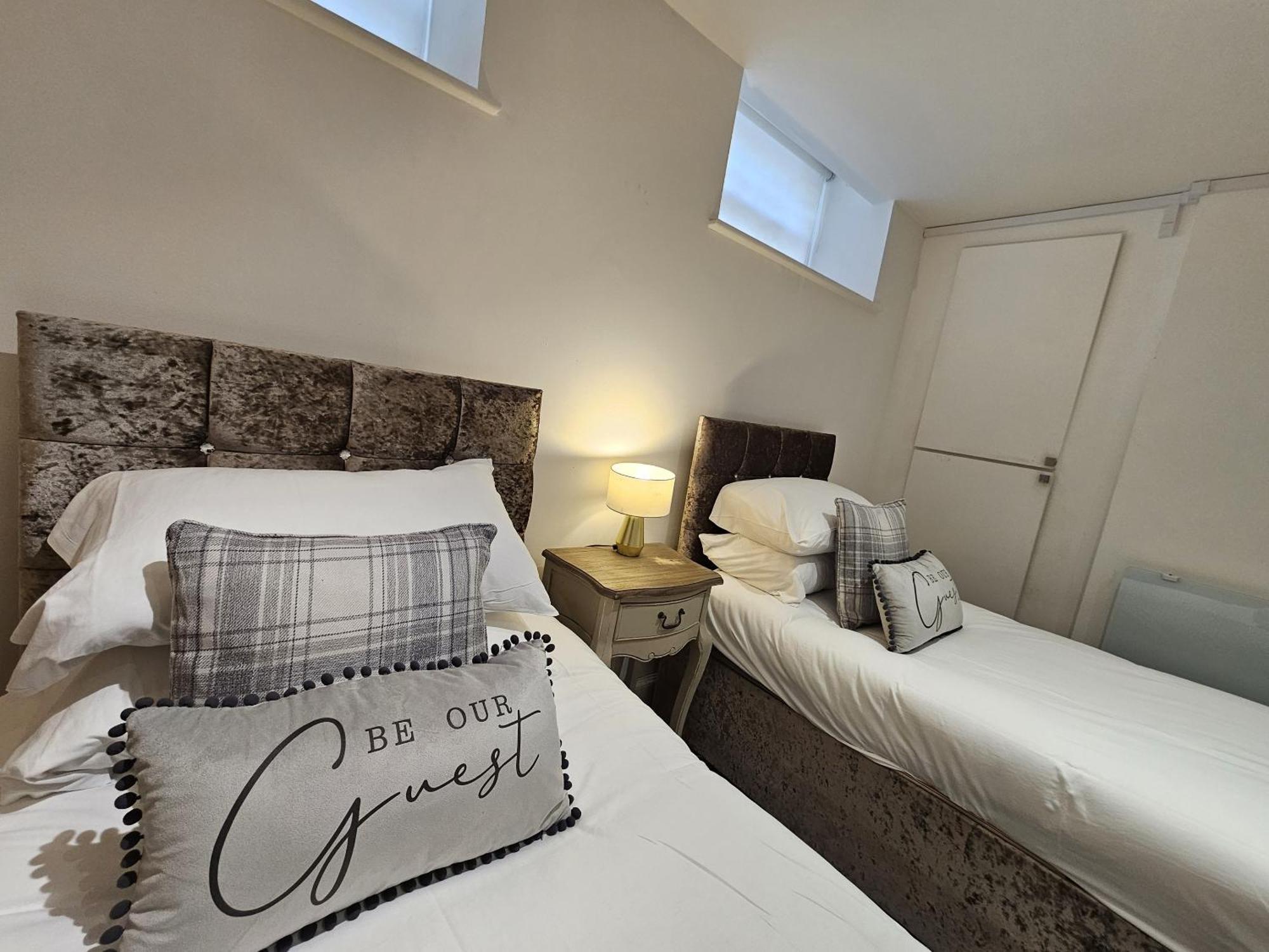 Customs House Bed & Breakfast Ливърпул Екстериор снимка