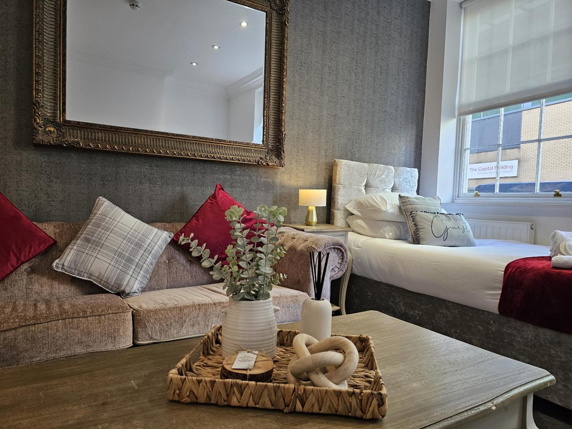 Customs House Bed & Breakfast Ливърпул Екстериор снимка