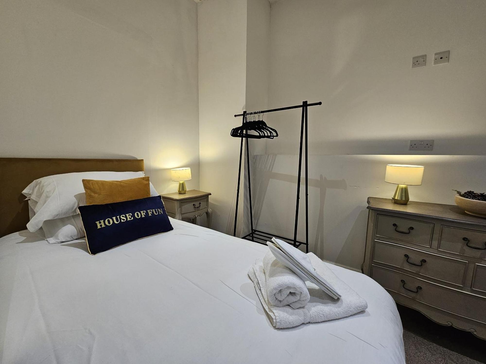 Customs House Bed & Breakfast Ливърпул Екстериор снимка